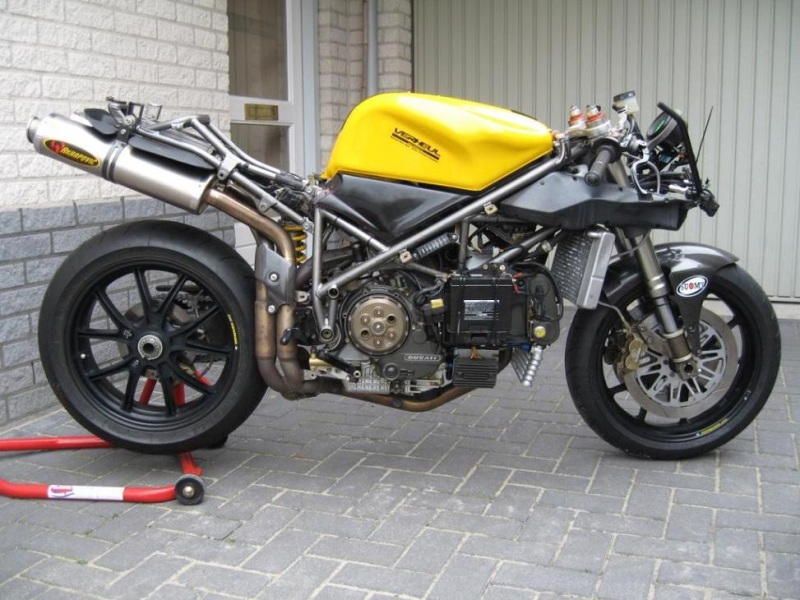 Almost ready for the first trackday....