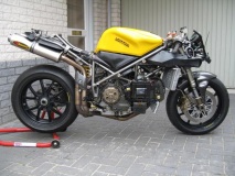 Almost ready for the first trackday....