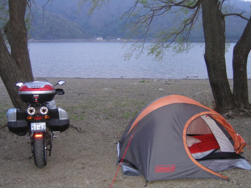Lakeside Camping