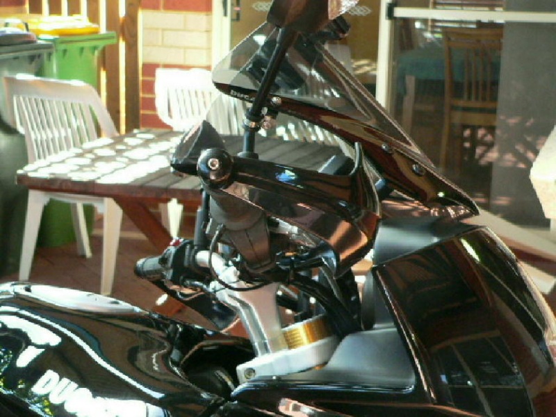 Right hand guard