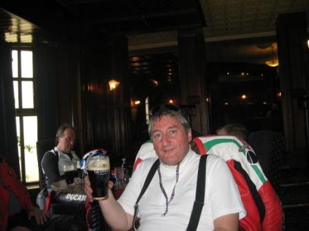 Nort West 200 06 Cheers