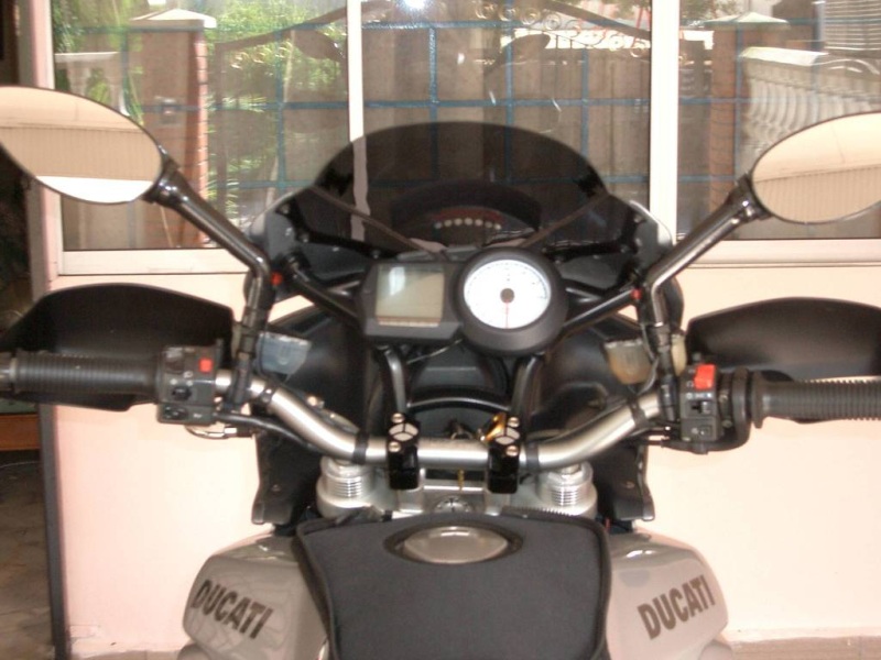 Renthal Fatbar & Tag Metals handlebar adapters, BMW handgrips