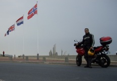 Coyote and Brother en Omaha beach (France)