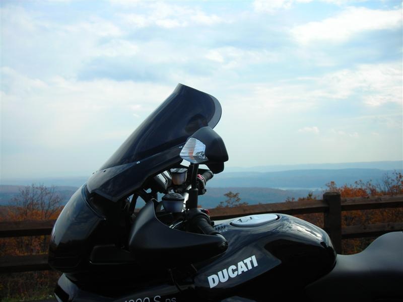 Eagle touring screen W/wind lip 2