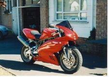 900 SS with stacked headlights and solo seat conversion