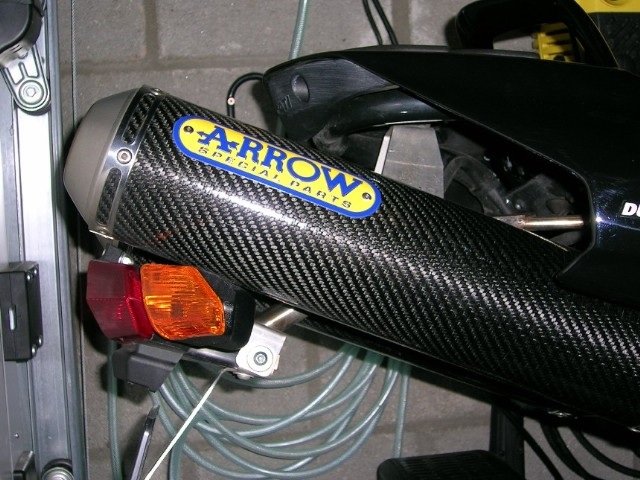 Arrow Exhaust