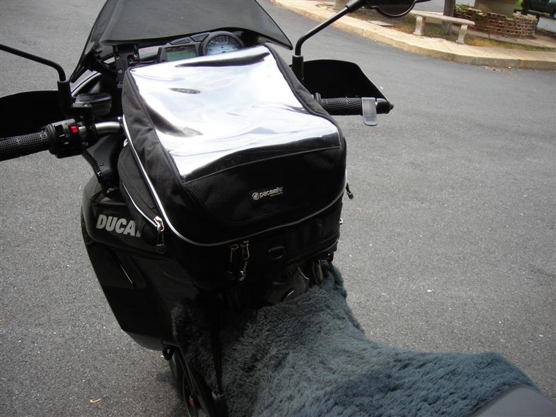 PacSafe tank bag 2