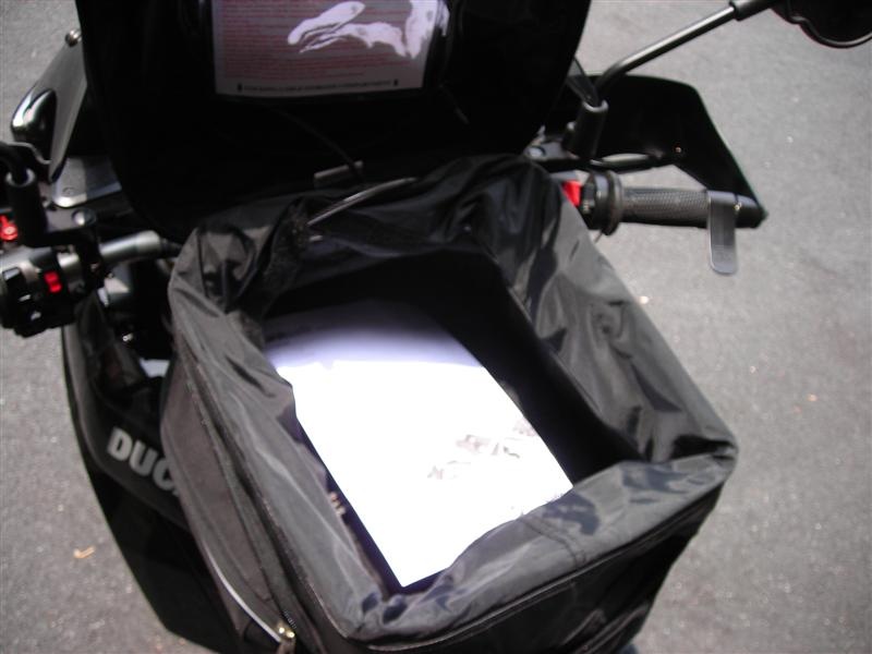 PacSafe tank bag 3