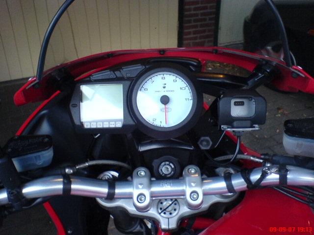 Tomtom mount