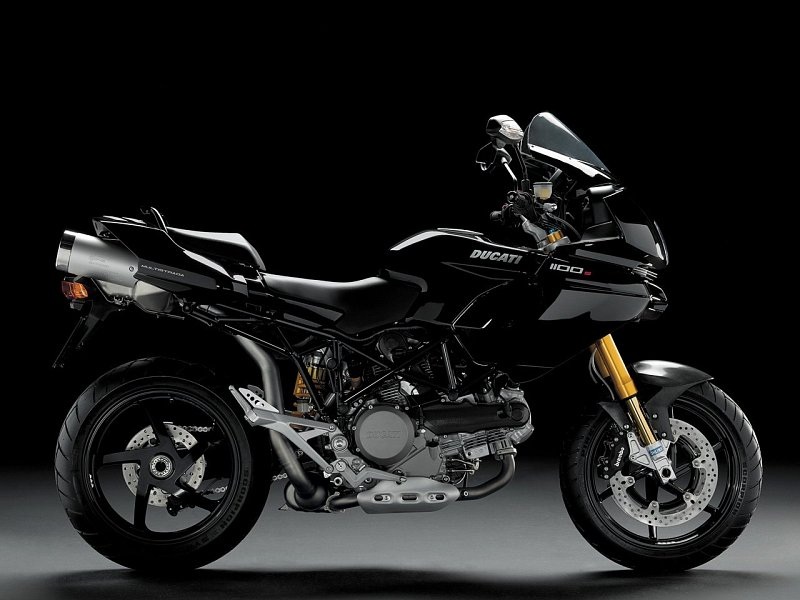 Black 1100S right side