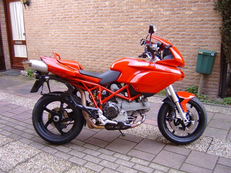 Panniers mounting