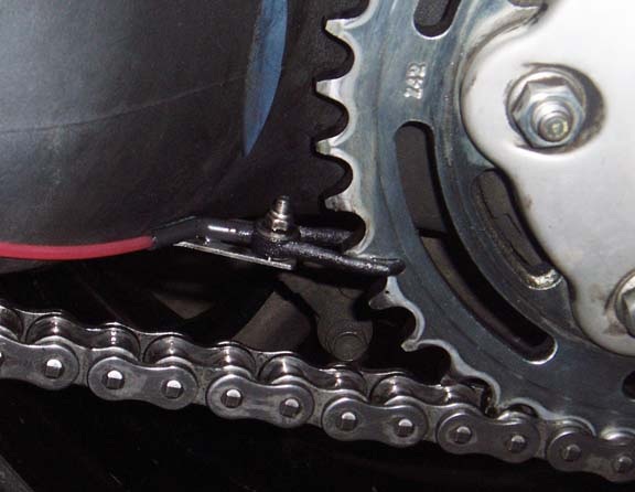 Pro-oiler nozzle
