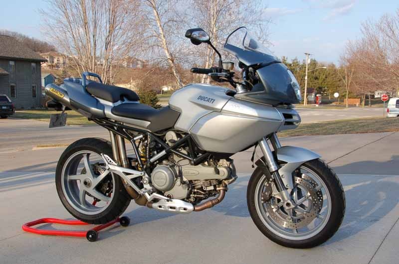 04 1000DS with Arrow exhaust