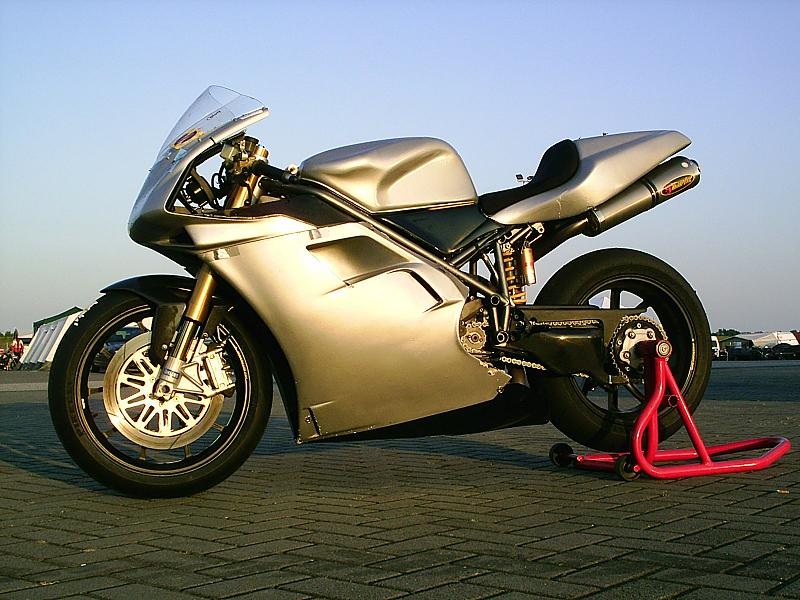 My Ducati 916 trackbike