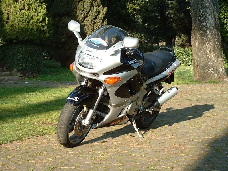 zzr600e1