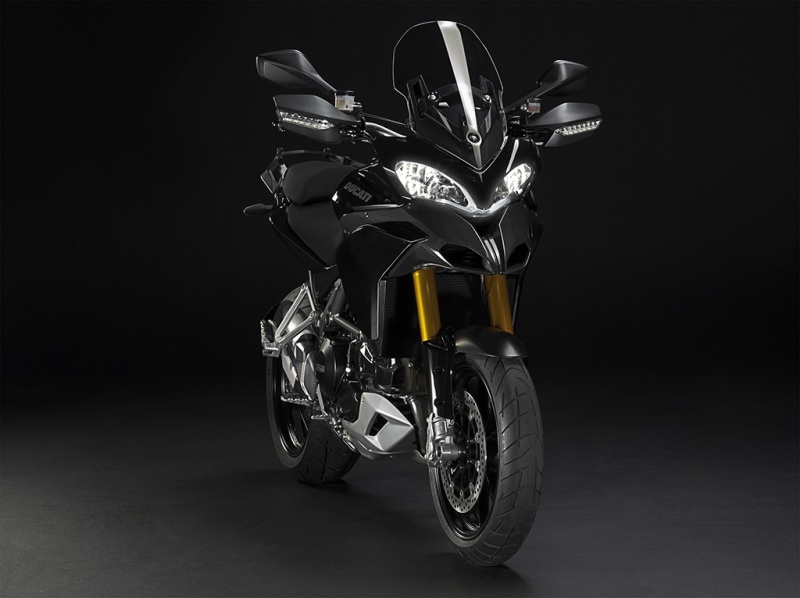 Black 1200S 