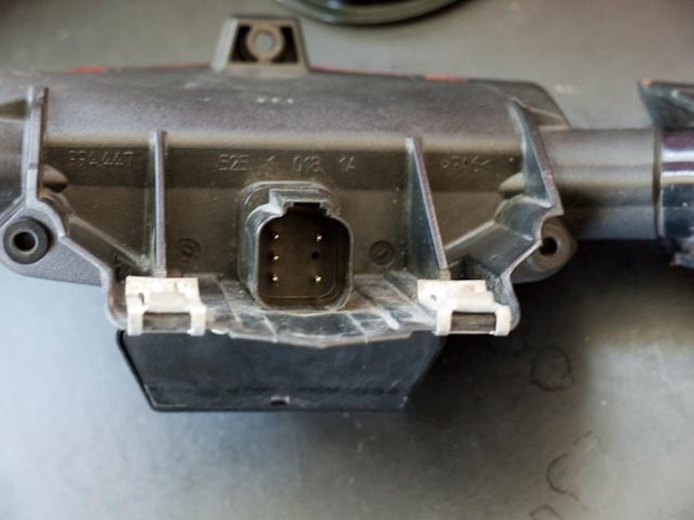 Rear Light Connection Pins