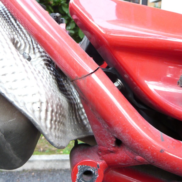 Broken frame - right side