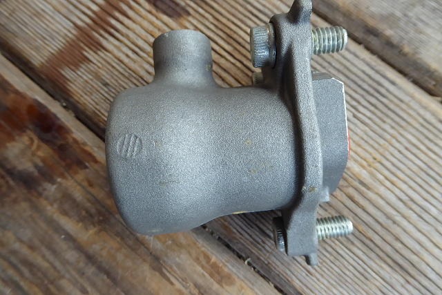 Clutch slave cylinder