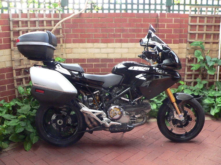 Multistrada with touring screen 2
