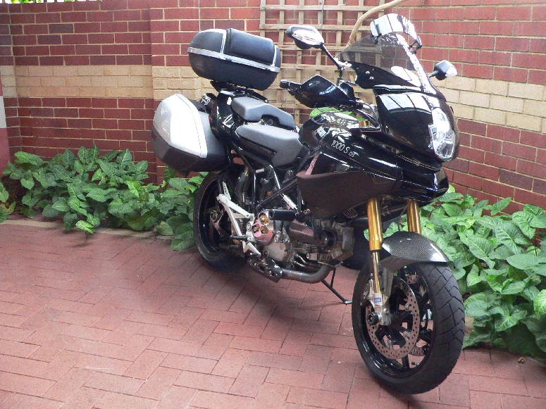 Multistrada with touring screen 3
