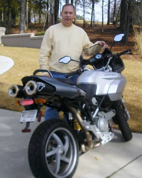 ray's 04 multistrada