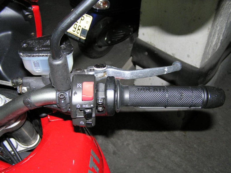 Right grip