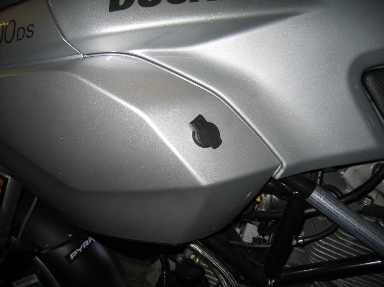 Powerlet socket