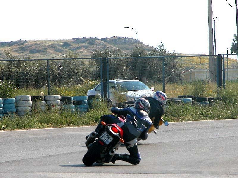 Yellow SS 750 @ Megara circuit