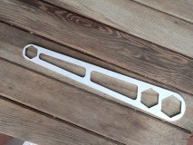 Modified wheel wrench