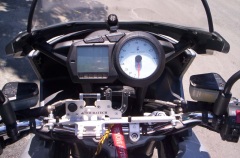Touratech cross bar & Gps holder + Hightech Speed shift light