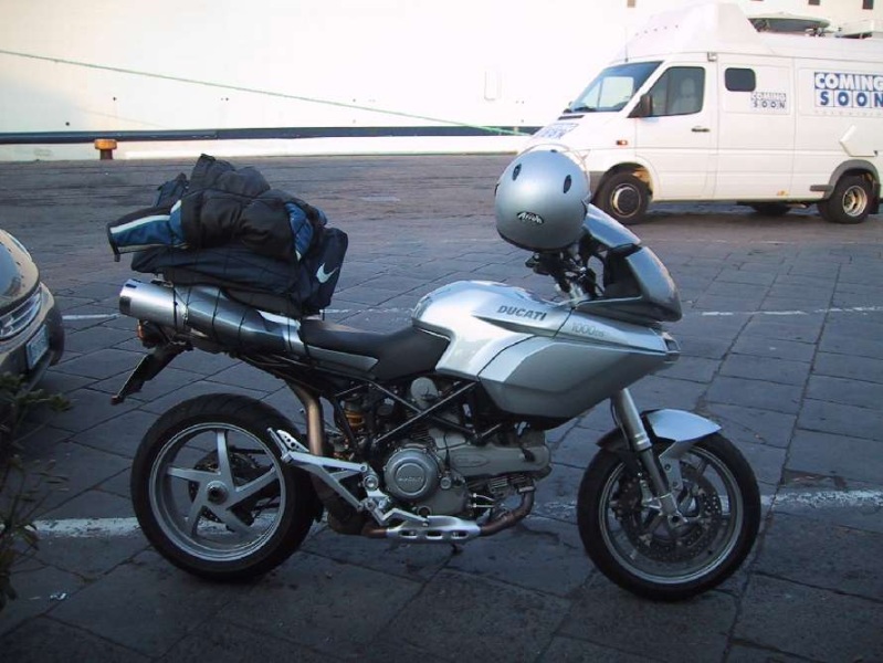 Waiting Ferries_Sicilia