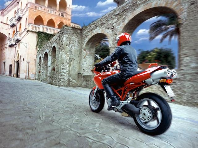 Entering Italian village